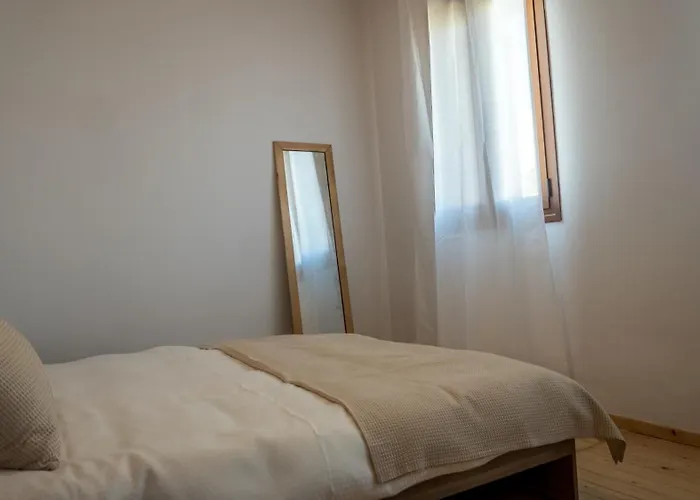 Τhemis House